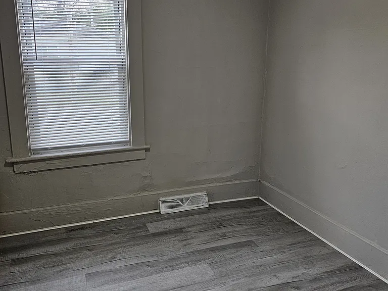 7503 Toepfer Rd #1 — Photo 18