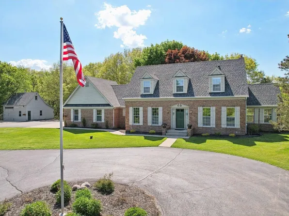 W367S9675 South Road, Eagle, WI 53119