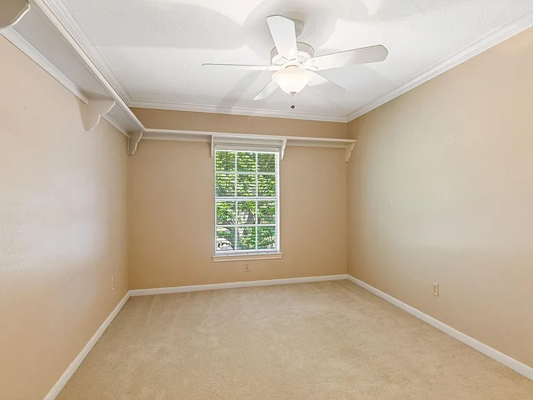 7435 River Garden Dr — Photo 26