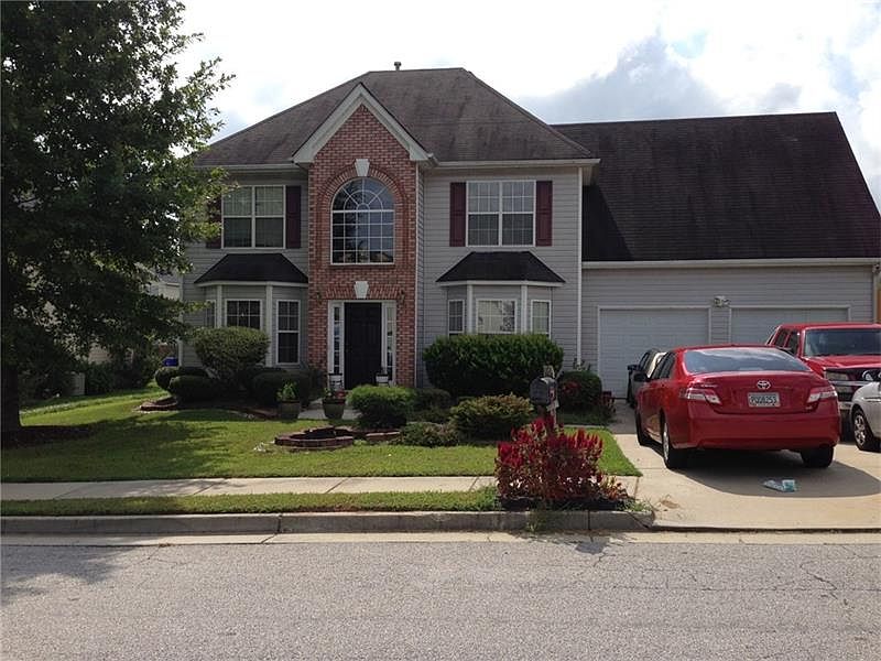 1st image of 391 Yellow River Ln