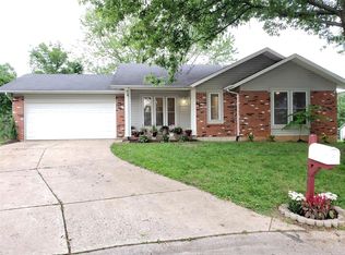 106 Maywood Ct, Saint Peters, MO 63376