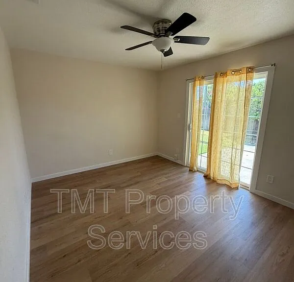 6519 Prentiss Dr — Photo 10