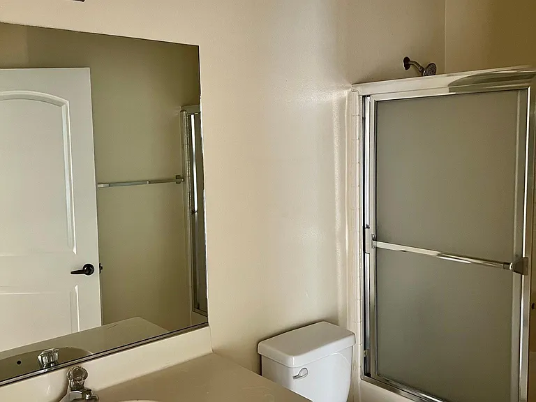 6901 Laurel Canyon Blvd #212 — Photo 16