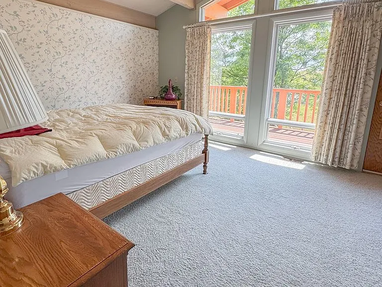 21 Mills Ln — Photo 5