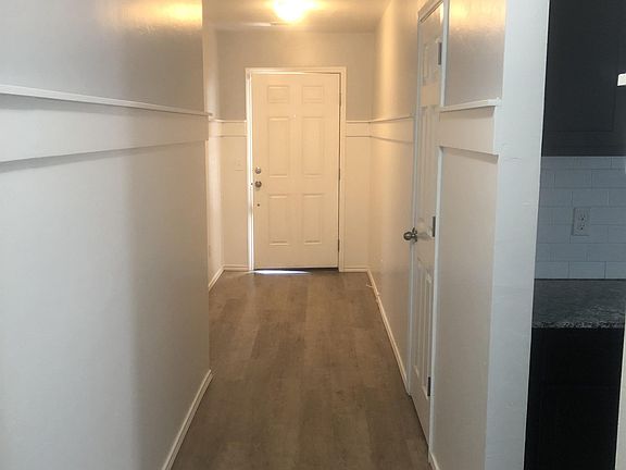 3rd image of 3400 SE 94th St