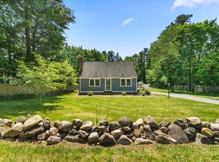 173 Holmes St, Halifax, MA 02338