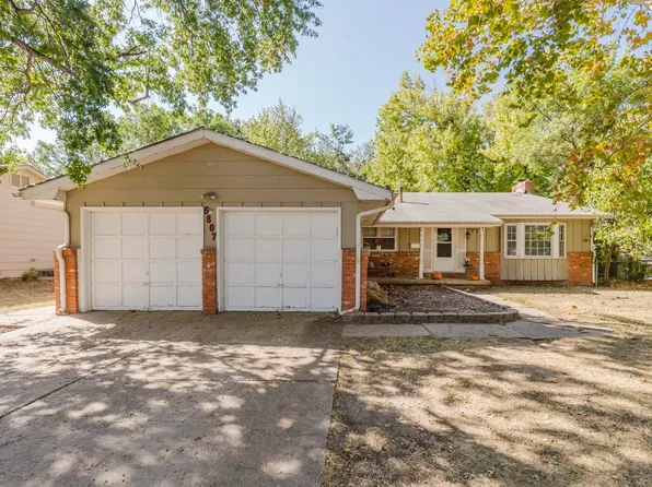 6807 E Bayley St, Wichita, KS 67207