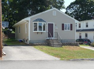 10 Evergreen Dr, Johnston, RI 02919