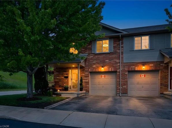 30 Bryan Ct #27, Kitchener, ON N2A 4J5