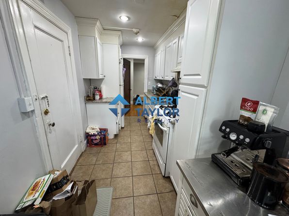 8 Mount Ida St APT 1
