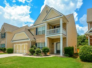 692 Lynnfield Dr, Lawrenceville, GA