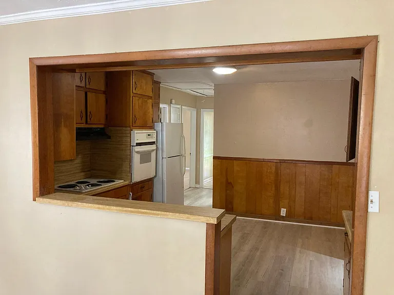 1631 Rice Rd — Photo 8