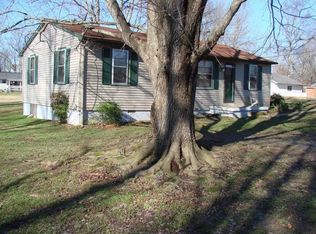 Lone Oak Rd, Paris, TN 38242