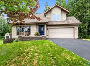 5173 Country Ln, Hermantown, MN 55810