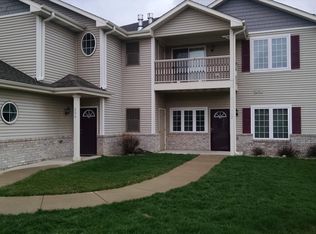 932 N Pine St APT 204, Burlington, WI 53105