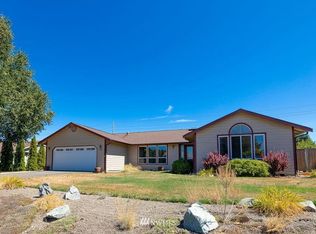 3736 Golden Eagle Loop SE, Olympia, WA 98513
