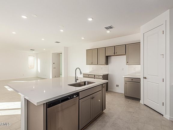 3rd image of 30143 W Palo Brea Way