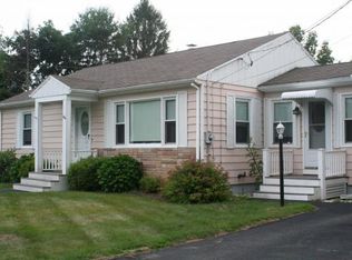 44 New Rochester Rd, Dover, NH 03820