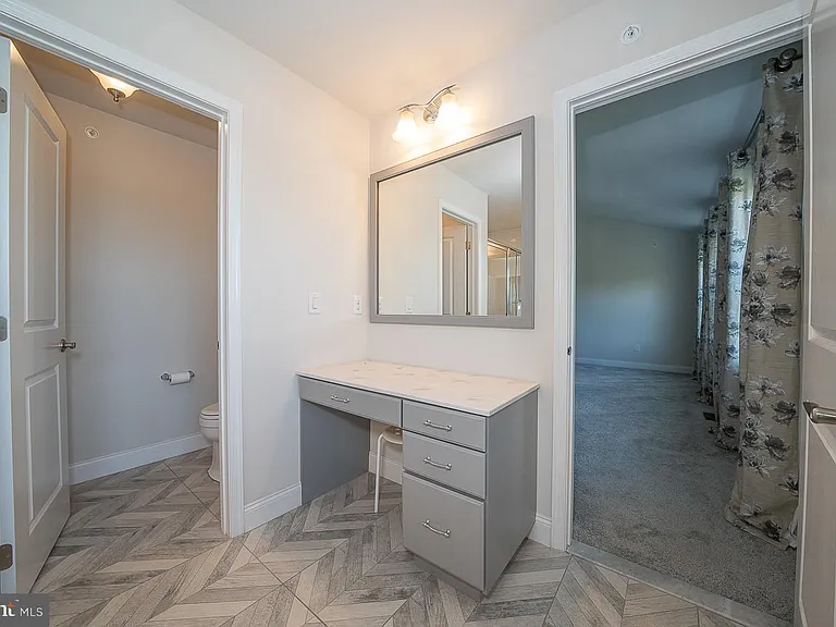 3701 Parris Blvd — Photo 46