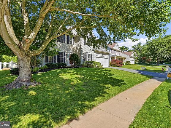 3rd image of 2025 Sherryl Ave