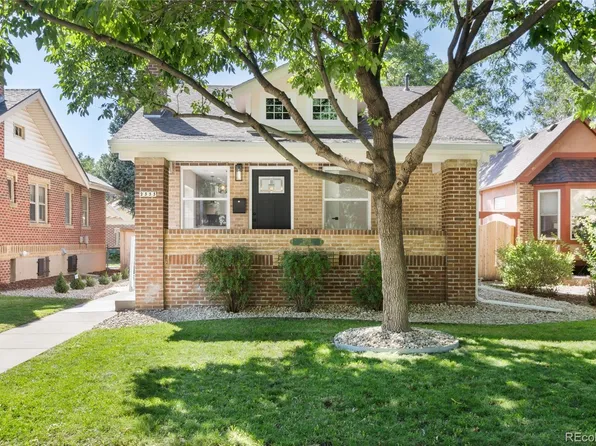2555 Holly Street, Denver, CO 80207