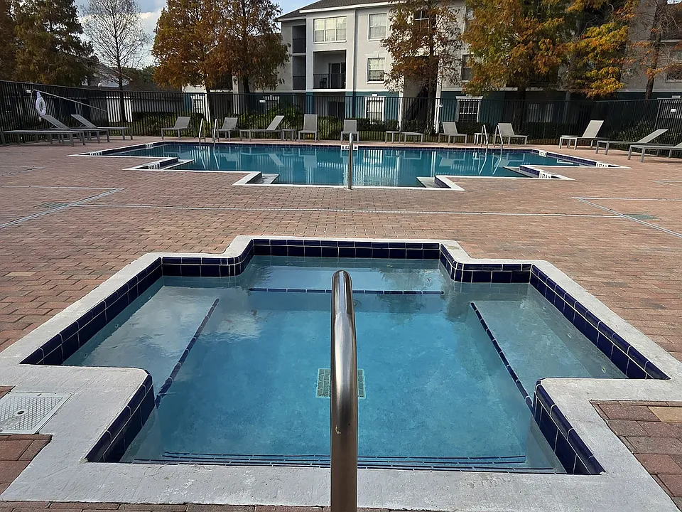 Swimming Pool | Aspire at Gateway
