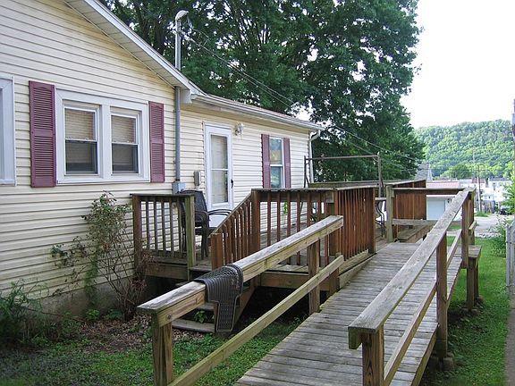 5th image of 407 Forest Ave