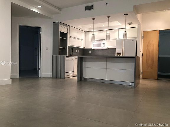 5th image of 9755 NW 52nd St APT 317