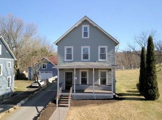 10 Linwood Ave, Hamburg, NJ 07419