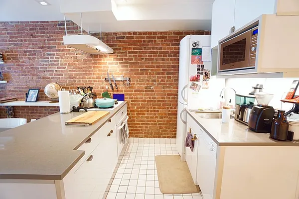 Rented by Skyward | media 28