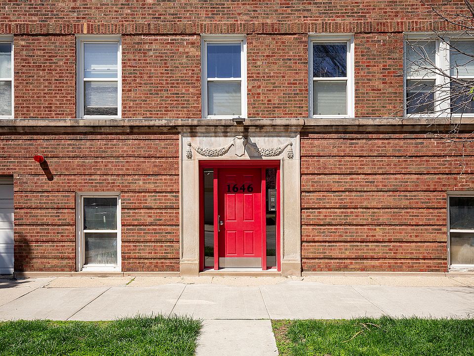 1st image of 1646 W Berwyn Ave APT 2e