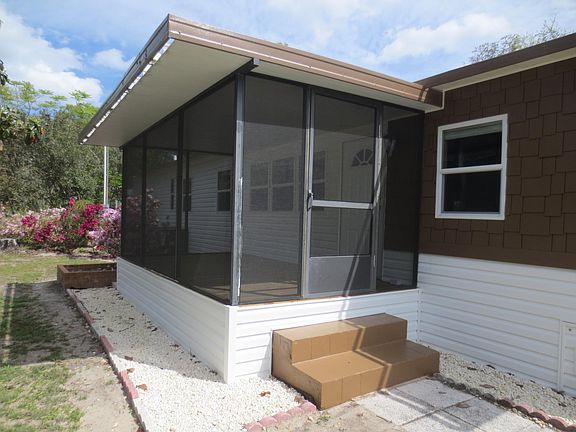 4th image of 16045 SE 14th St