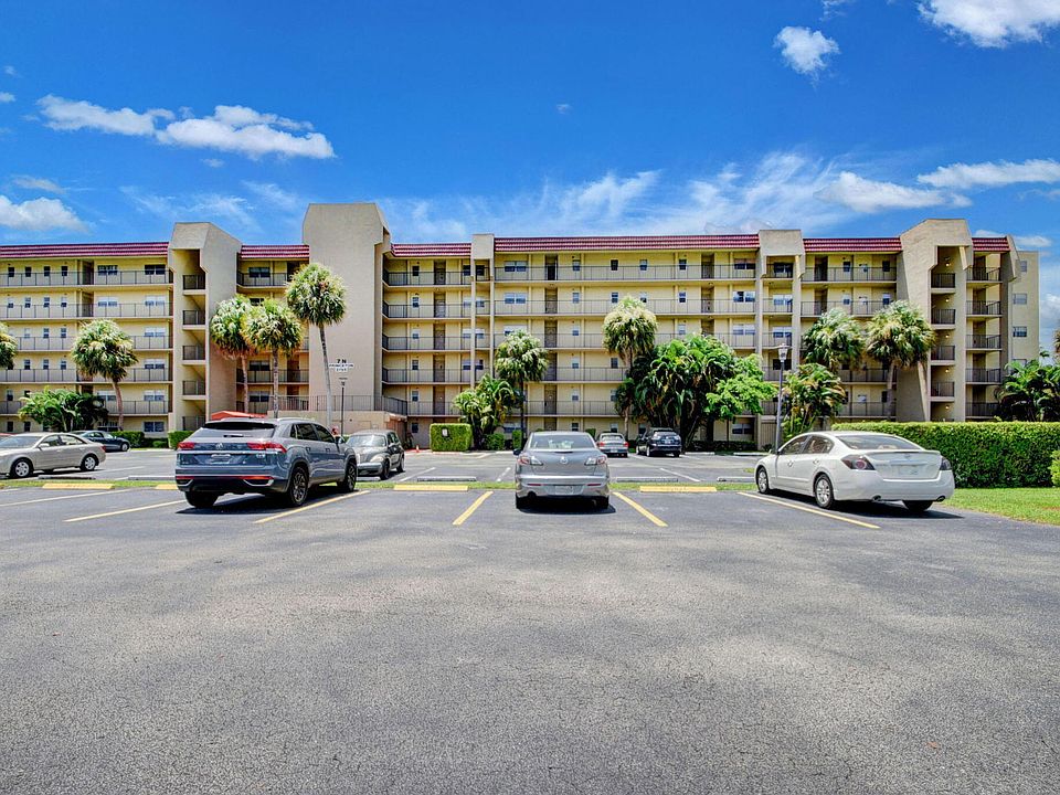 1st image of 3755 Via Poinciana #413