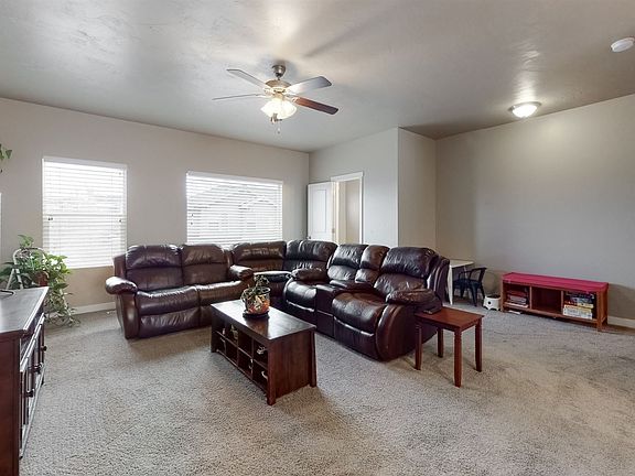 5th image of 1835 W 20 N