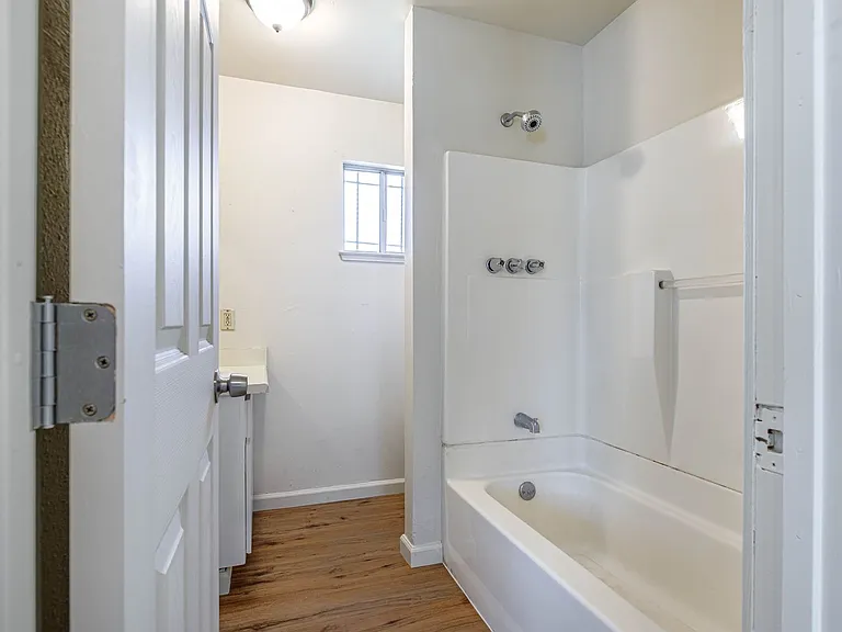 522 Sierra Dr — Photo 10