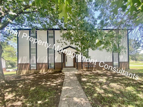1003 Twin Oaks Ter #42