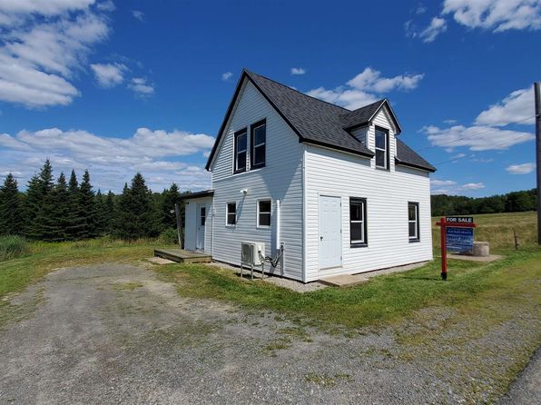 Luxury Homes for sale, Mansions in Big Bras D'or - Point2