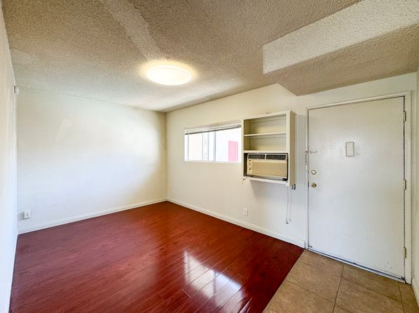 4375 York Blvd APT 216