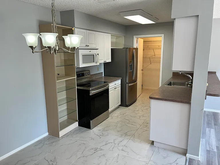 4116 NW Cinnamon Tree Cir — Photo 4