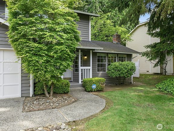 3rd image of 13611 49th Avenue SE