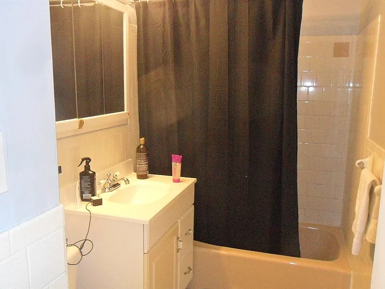 16C Mayberry Dr #2 — Photo 7