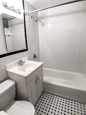 Rented by Highline Residential | media 27