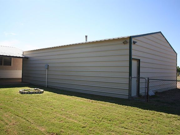 5th image of 9010 Dawson Ave