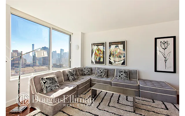 Sold by Douglas Elliman | media 16