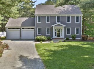 4 Fairview Ln, Plymouth, MA 02360