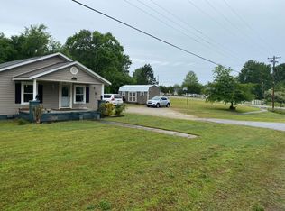 47 Greenwood Avenue North Ext, Ware Shoals, SC 29692
