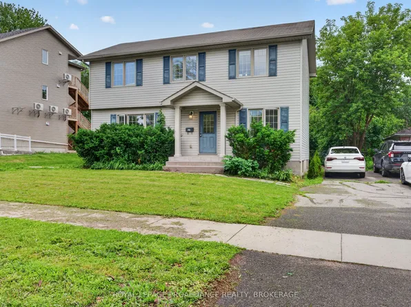251 Yonge St, Kingston, ON K7M 1G2