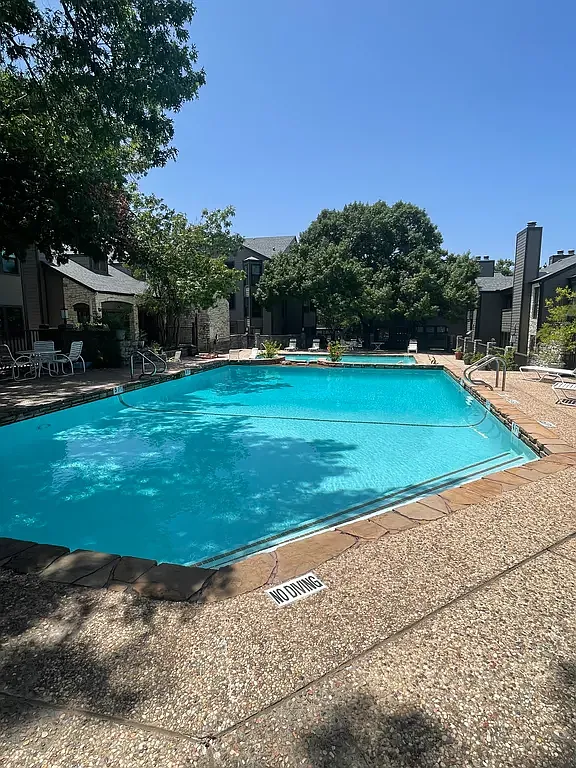 1 bed, 718 sqft, $1,670 — Photo 2