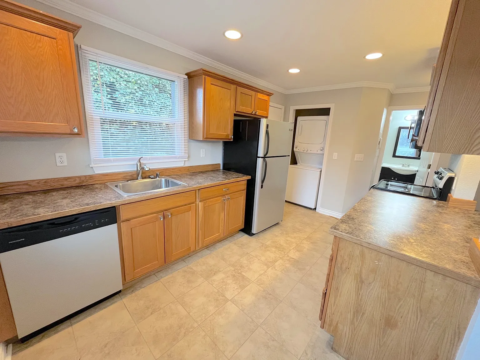 1 bed, 650 sqft, $1,475 — Photo 4