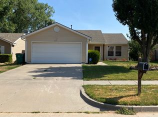 10424 Bradford Way, Yukon, OK 73099